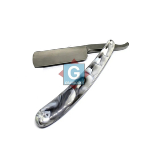 Navaja de Afeitar Vintage para Barbería, Corte Recto, Mango de Plástico, con Estuche Gratis - Product Image 3