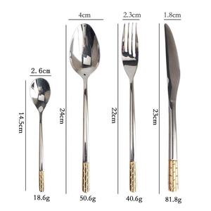 Ensemble de couverts en acier inoxydable durable et résistant |   Couverts épais pour usage professionnel et fêtes à domicile - Product Image 2