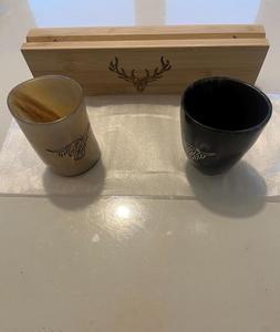 Vaso de chupito Viking Horn, auténtico cuerno de búfalo, hecho y tallado a mano, cuerno natural para beber de f s international - Product Image 1