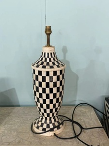 Lámpara de Mesa de Alta Gama Personalizable con Incrustaciones de Hueso, Diseño Art Deco, 100% Hecha a Mano, para Dormitorio, Fabricante y Exportador de la India - Product Image 6