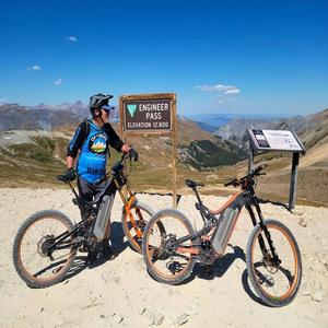 Bicicleta Eléctrica de Aventura de Largo Alcance |   300 millas, 190 Nm de par de torsión |   Bicicleta Eléctrica Personalizada de Alto Rendimiento para Exploración al Aire Libre - Product Image 2