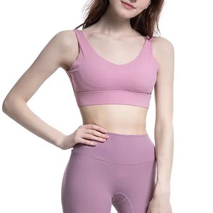 Soutien-gorge de sport pour femme, nouveau design, toutes tailles et couleurs disponibles, pour la gym, le fitness et les entraînements. - Product Image 6