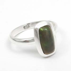 Bague en argent sterling 925 avec pierre précieuse opale noire, de qualité supérieure, naturelle, faite à la main, bijoux bohèmes raffinés pour mariage - Product Image 1