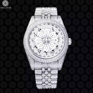 Montre de luxe en acier inoxydable étanche avec diamants Moissanite sertis, la plus vendue, pour usage quotidien, disponible à la vente - Product Image 4
