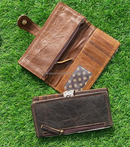 Nueva Venta caliente pelo hecho a mano en piel tallado cuero embrague mujeres diseñador occidental turquesa en relieve elegante funda de teléfono carteras - Product Image 5