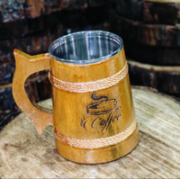 Handgemaakte houten koffiemok met metalen binnenvoering, vatvormig design, geïsoleerde theekop, rustieke drinkbeker voor kamperen, reizen, cadeau's.