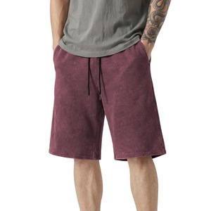 Shorts streetwear homme, effet délavé, broderie personnalisée, finition usée, 100% coton, shorts d'été pour homme - Product Image 6