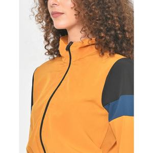 Ensembles de survêtements personnalisés pour femmes en gros – Survêtement de sport 100 % coton respirant pour femmes - Product Image 6