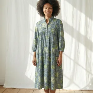 Robe midi décontractée en coton ample à imprimé floral fait main style bohème chic avec col en V et manches 3/4 pour femme - Product Image 1