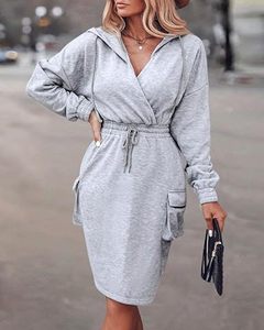 Vestido con Capucha para Mujer CHICME, Manga Larga, Cuello en V, Cintura Ajustable con Cordón, Vestido Informal Tipo Sudadera con Bolsillos con Solapa - Product Image 2