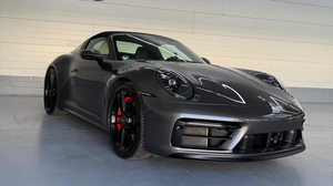 รถมือสองปี 2025 สำหรับ 911 Targa 4 GTS Turbo SUV ดีเซล V6 เกียร์อัตโนมัติ เบาะหนัง 480 แรงม้า ล้อแม็ก R20 พวงมาลัยซ้าย ภายในสีเข้ม หลังคาพาโนรามา - Product Image 2