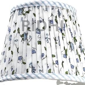 โคมไฟฝ้ายสีฟ้าอ่อนลายดอกไม้ทำมือสุดหรูของ Ridhi สำหรับตกแต่งภายในบ้านสไตล์อินเดีย พร้อมฝาครอบโคมไฟ - Product Image 3