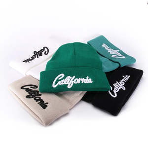 Gorro de punto personalizado con letras bordadas, de acrílico, cálido para invierno, con puño acanalado, gorro de esquí, unisex, ropa deportiva, precio de fábrica OEM - Product Image 6