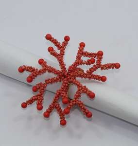 Anillos de Servilleta Redondos Ecológicos de Cristal Rojo con Diseño de Flor y Árbol para Bodas - Product Image 1