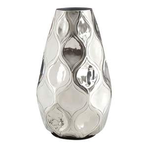 Florero moderno de metal, ideal para la decoración de apartamentos tipo estudio, maximiza el estilo en espacios pequeños. - Product Image 1