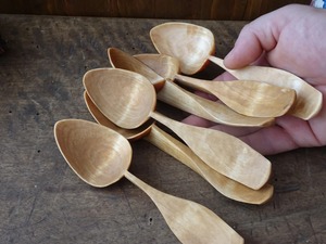 Juego de Cucharas de Madera Talladas a Mano, Utensilios de Comedor de Madera Hechos a Mano, Vajilla Rústica y Ecológica - Product Image 3