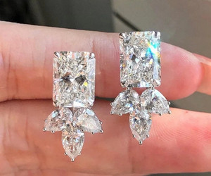 Pendientes de Diamante Cultivado en Laboratorio IGI, Corte Radiante, 5 Quilates, VS1, Estilo Vintage para Mujer, Oro Blanco de 14k - Product Image 2