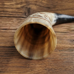 Corne à boire en corne de buffle naturelle, sculptée à la main, thème Viking, écologique, authentique REHMAN CRAFT au meilleur prix - Product Image 5