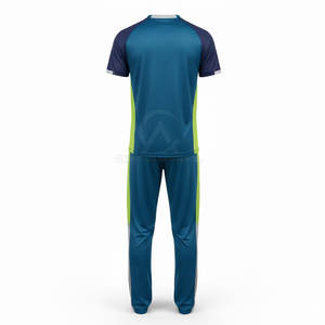 Uniforme de Cricket Elegante para Hombre con Diseño Clásico, Ajuste Cómodo y Tela Resistente, Ideal para Prácticas y Juegos - Product Image 3