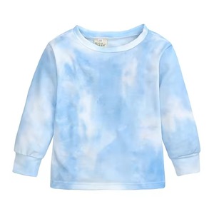 Survêtement élégant pour filles, vêtements de sport pour un confort quotidien actif, provenant d'un bureau de sourcing de vêtements au Bangladesh. - Product Image 2