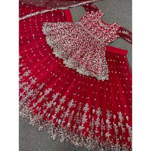 Ensemble de lehenga, haut et dupatta pour femmes, élégant, broderie et travail à la main avec des pierres, taille XL, pour les occasions spéciales - Product Image 3