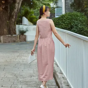 ชุดเดรสแม็กซี่ผ้าฝ้ายลินินสไตล์โบโฮสำหรับผู้หญิง แขนกุด สีชมพูอมเทา เนื้อผ้านุ่มพลิ้ว ชุดฤดูร้อน - Product Image 2