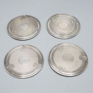 Posavasos de Metal Martillado, Juego de Posavasos de Latón con Acabado Martillado, Posavasos de Mesa Hechos a Mano, Posavasos de Latón con Textura Martillada - Product Image 4