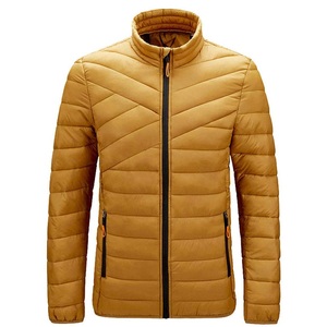 Chaqueta Acolchada Impermeable y Cortavientos con Capucha, Unisex, Disponible en Todos los Colores y Tallas - Product Image 6