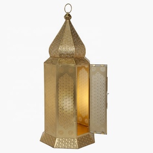 Wholesale <b>Gold</b> Metal Moroccan Style Candle Holder <b>Lantern</b> for Ramadan Home Tabletop Decorations - Product Image 1