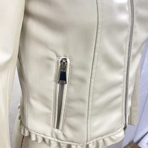 Veste en cuir pour femme style motard avec fermeture éclair latérale, 2 poches latérales zippées, sangle à boutons, garniture en fourrure de mouton, écologique, respirante, coupe-vent - Product Image 5