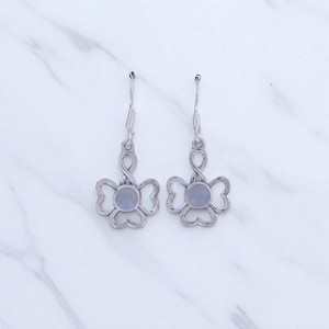 Prêt à expédier : Boucles d'oreilles pendantes en argent sterling 925 avec cabochon améthyste, en stock, faible MOQ - Product Image 3