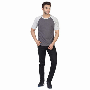 T-shirt Homme Style Vintage Oversize en Coton Coupe Ample Manches Courtes Décontracté Épaules Tombantes Tissu Doux et Confortable - Product Image 2