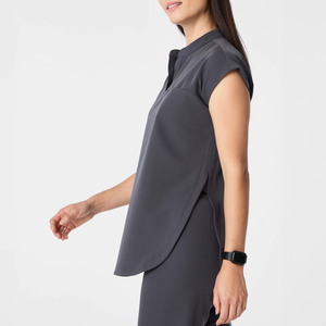 Blusa Médica para Mujer, Color Carbón, Cuello Mandarín, Manga Corta, Uniforme Sanitario, Ropa de Trabajo Cómoda para Enfermería, OEM ODM - Product Image 3