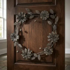 Corona Floral Rústica de Metal, Flores de Hierro Envejecido Marrón Vintage, Decoración Festiva Elegante y Minimalista para Puerta Principal de Otoño - Product Image 6