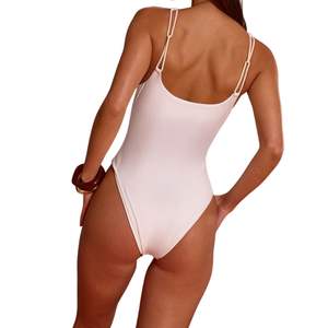 ชุดว่ายน้ำวันพีซผู้หญิงแบบขายส่งตามสั่ง ลายทางสีสันสดใส ทรงฮิปสเตอร์ เปิดหลัง เซ็กซี่ สไตล์บิกินี่ ชุดชายหาด - Product Image 4