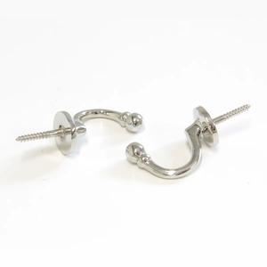 Crochet double en métal brossé élégant, solution de suspension robuste et durable - Product Image 6