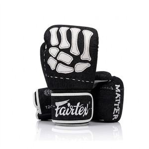 Guantes de Boxeo de Entrenamiento de Calidad Original, Transpirables, con Cierre de Gancho y Bucle, de Cuero Genuino/Artificial, Personalizables para Jóvenes - Product Image 1
