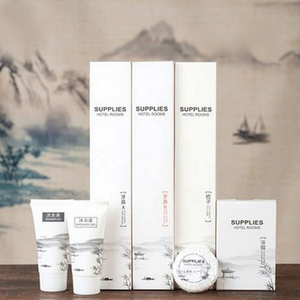 <span class=keywords><strong>Kit</strong></span> d'articles de toilette jetables de luxe pour hôtel 5 étoiles, emballage en boîte avec logo, pantoufles écologiques, ensemble d'accessoires pour chambre d'hôtel - Product Image 1