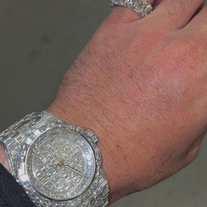 Montre tendance sertie de diamants de laboratoire incolores pour hommes, qualité supérieure, prix de gros - Product Image 4