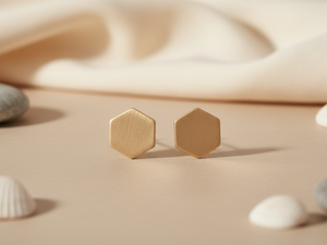 Pendientes Geométricos Hexagonales de Oro Sólido de 14k, Minimalistas para Uso Diario, Regalo de Boda o Compromiso, Joyería Unisex - Product Image 1