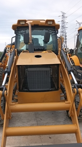 รถแบคโฮมือสองคุณภาพดี พร้อมเครื่องยนต์ Cat C4.4 กำลัง 92 แรงม้า และบุ้งกี๋ขนาด 1.0 ลูกบาศก์เมตร สำหรับงานก่อสร้าง งานดิน และงานพัฒนาพื้นที่ - Product Image 5