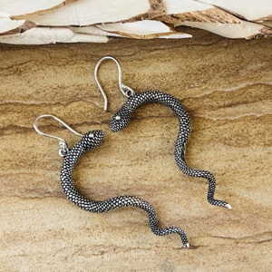 Pendientes Colgantes de Serpiente Góticos con Diseño Punk 2026, Joyería Boho de Latón para Mujer, Acabado Plateado Oxidado, con Forma de Animal, Venta al por Mayor/OEM - Product Image 6