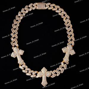 Collar Cubano de Lujo Plateado con Diamantes Redondos y Baguette, con Colgantes de Cruz, Elegante Collar de Moda con Incrustaciones de Diamantes para Hombre - Product Image 3