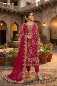 Proveedor de la colección de trajes-pantalón y dupatta de chifón indio de calidad de exportación con bordado de lentejuelas y trabajo de Khatli en el cuello, de Surat. - Product Image 4