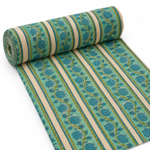 Tissu en coton bio premium Jaipur, imprimé à la main au bloc, motif floral indigo, léger 90 GSM, pour la décoration intérieure, chemises, robes, couvertures, coton durable - Product Image 1