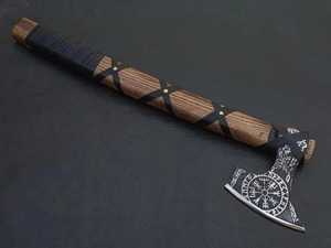 Hacha Vikinga Grabada |   Cuchilla de acero al carbono forjada a mano, mango de palisandro de 16 pulgadas y funda de cuero |   Camping, Aire Libre y Regalos - Product Image 2