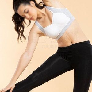 Comfortable And Supportive Fitness <b>Bra</b> With Adjustable <b>Straps</b> Made From Soft Quick Dry Fabric Suitable For Workouts - Product Image 4