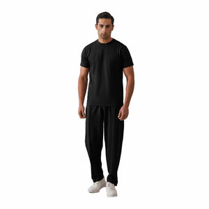 Ensemble de survêtement noir pour homme, t-shirt à manches courtes et pantalon de jogging, vêtements de sport décontractés d'été, tenue de sport deux pièces - Product Image 1