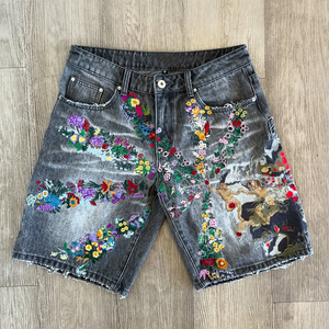Men's Distressed <b>Denim</b> Bermuda Shorts With Letter Print Ripped Hem Mid Waist Casual Style Woven Cotton <b>Material</b> - Product Image 1