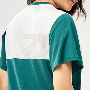 เสื้อยืดคอกลมแขนสั้นทรงหลวมสไตล์ลำลองสำหรับผู้หญิง สีเขียวขาว แบบสั่งทำขายส่ง สำหรับฤดูใบไม้ผลิและฤดูร้อน - Product Image 4
